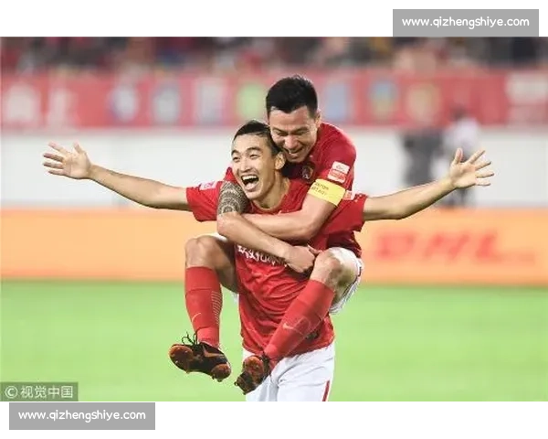 三球逆转申花！新鹏城积分攀升远离降级区